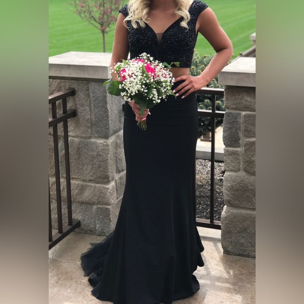 Elegant Black Prom Dress